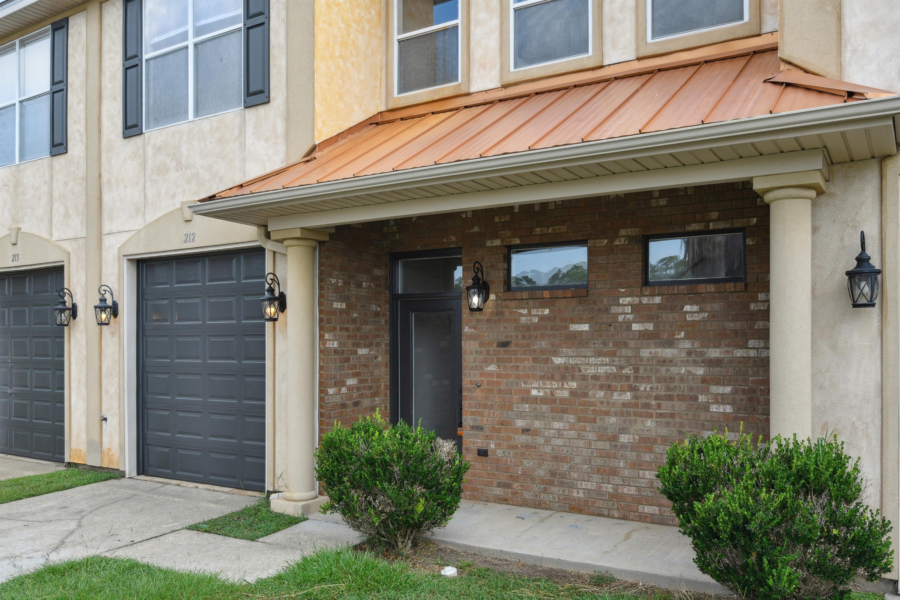 212 Capri Place - 1